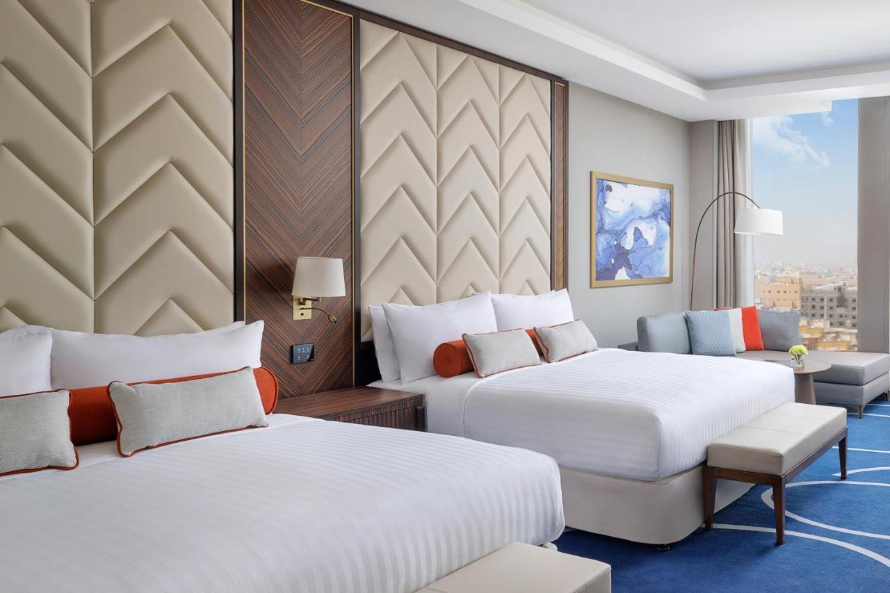 Jeddah Marriott Hotel Madinah Road Eksteriør billede Deluxe Room